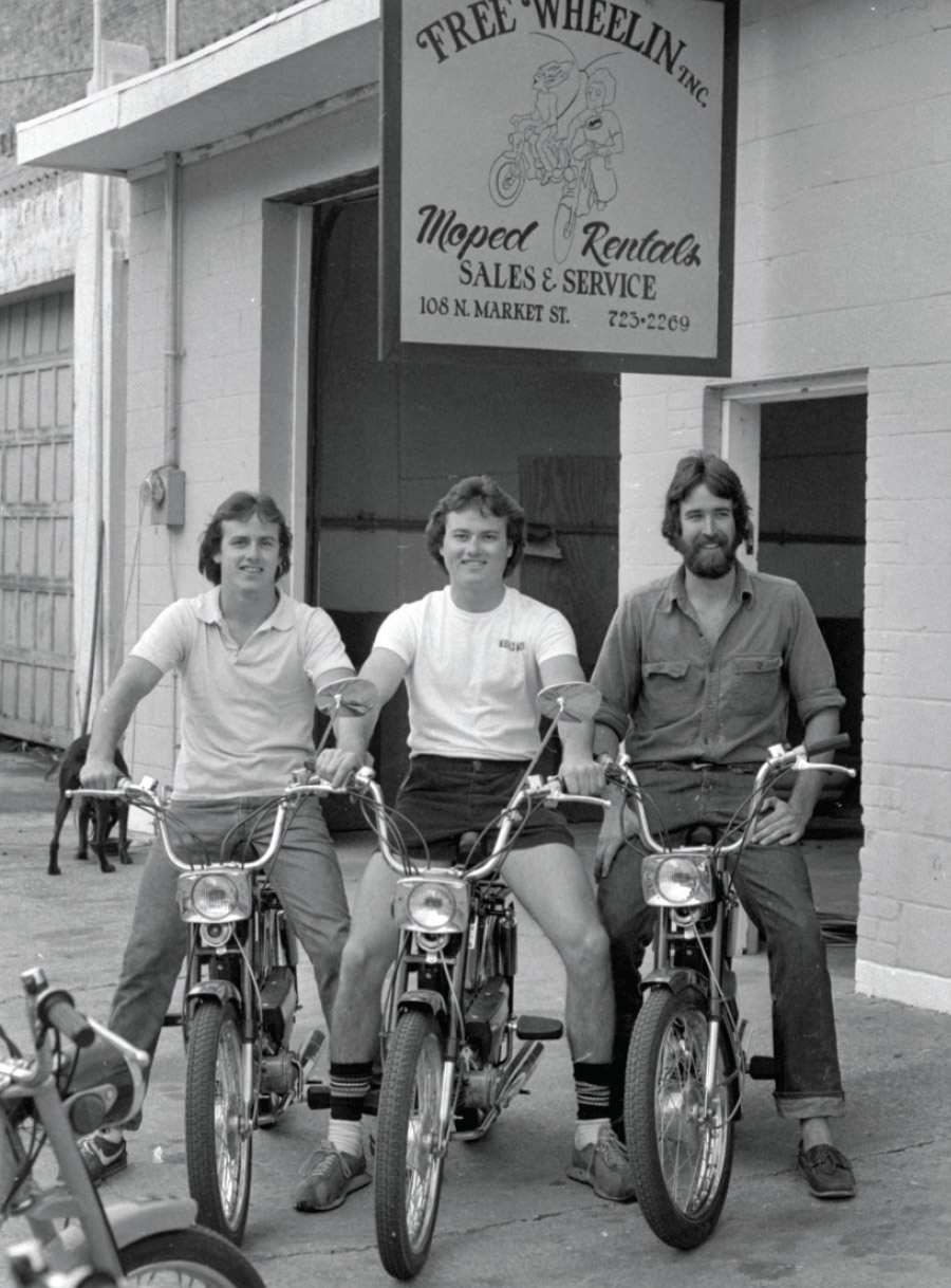 Bennett (center) with his Free Wheelin’ partners Rusty Bennett (left) and Hank Hofford in 1978